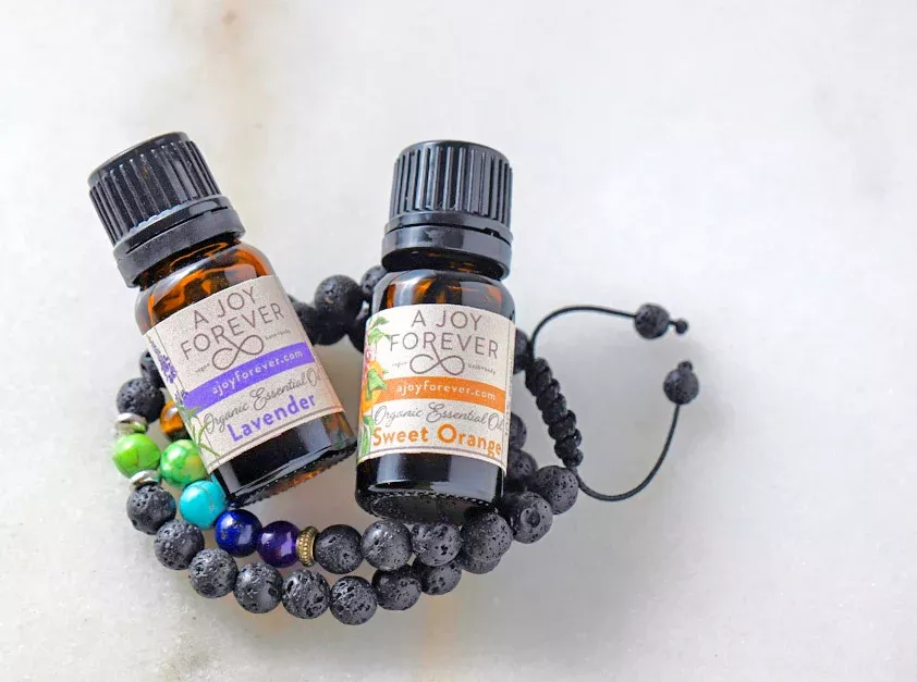 Aromatherapy Grounding Bracelet with Essential Oil